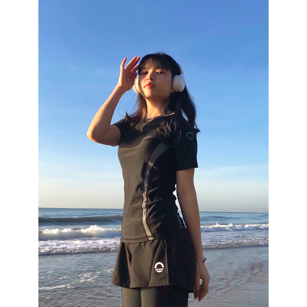 Áo Bơi Nữ Tay Ngắn Basic Black Short Sleeves Sobie