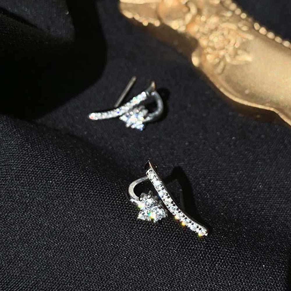 Bông Tai Dạng Cong Thiết Kế Hình Học Thời Trang Hàn Quốc