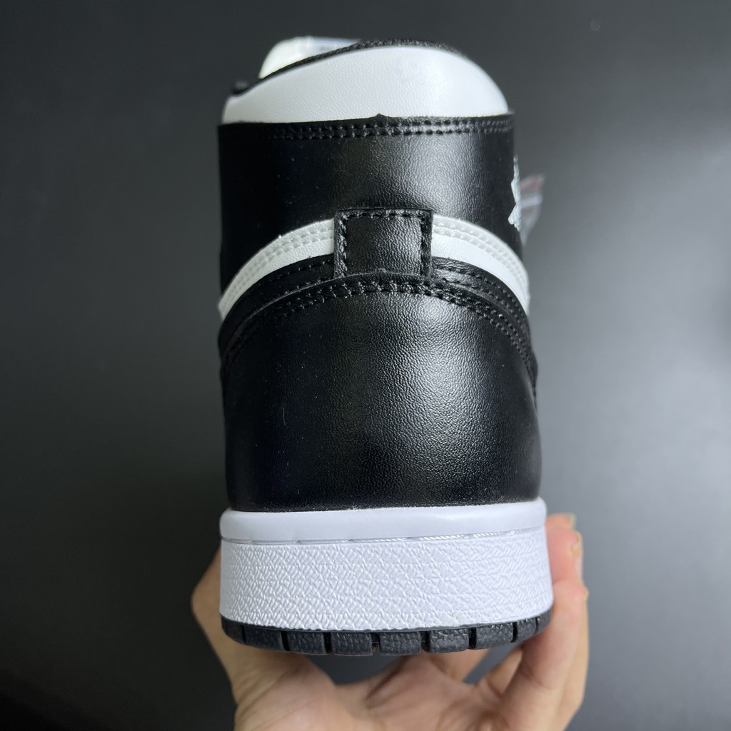 Giày Sneaker Jordan Panda Giày Thể Thao Nam Nữ Đen Trắng Full Phụ Kiện