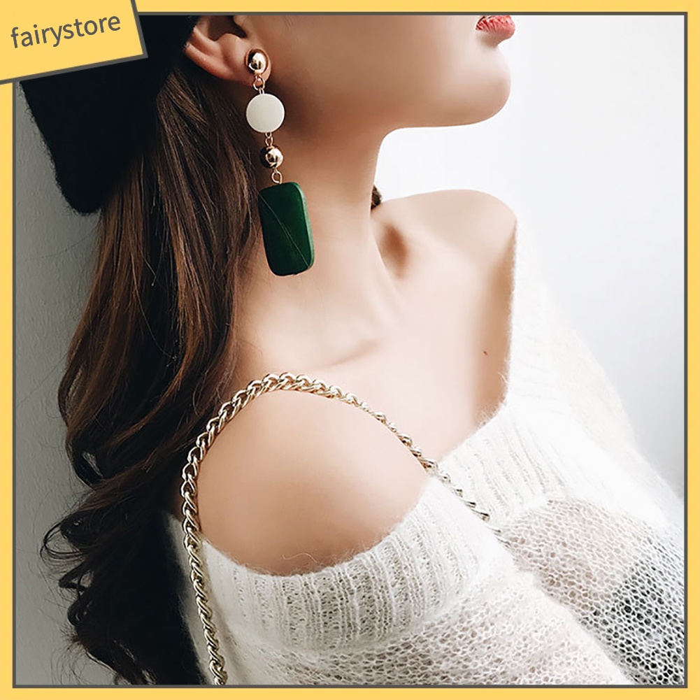 Đôi Hoa Tai Nữ Bằng Gỗ Phong Cách Retro Xinh Xắn