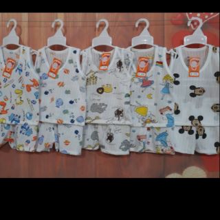 Quan ao tre em