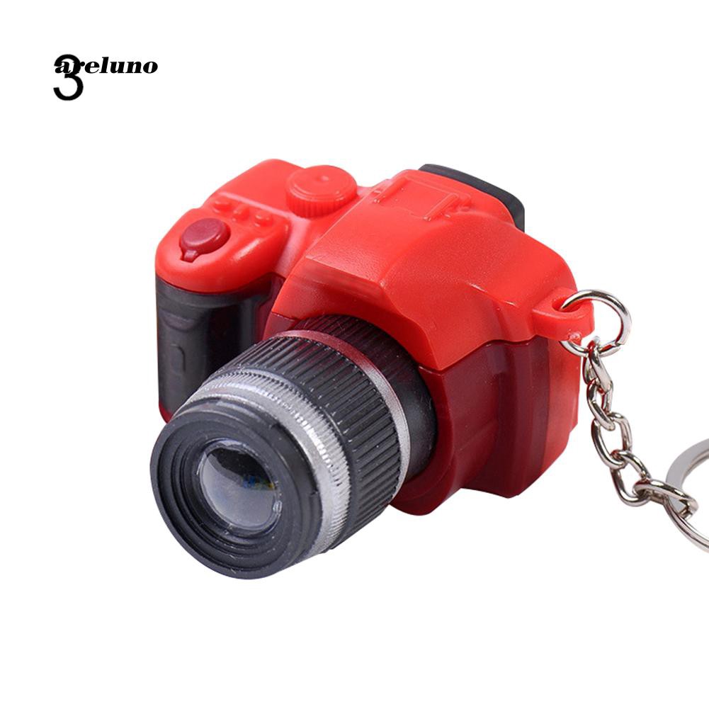 Móc khóa hình camera mini gắn đèn LED dễ thương