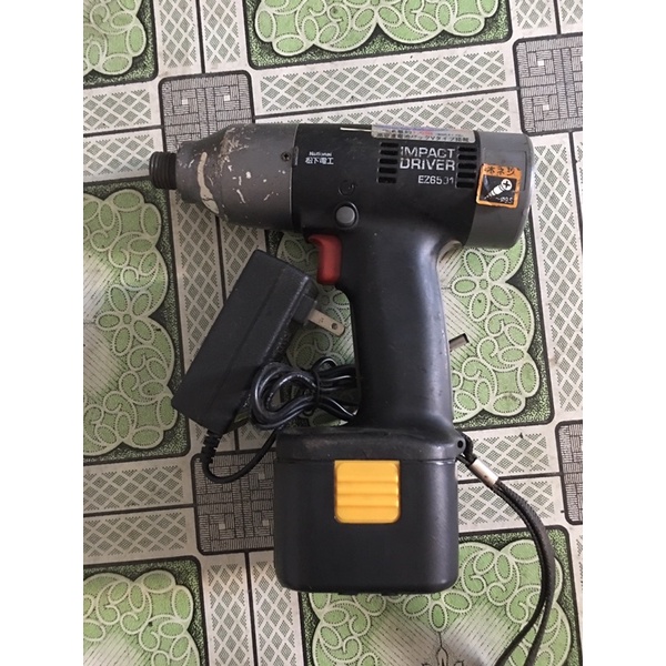 Máy bắn vít national EZT601 và EZ6501 12vol hàng bãi nội địa nhật