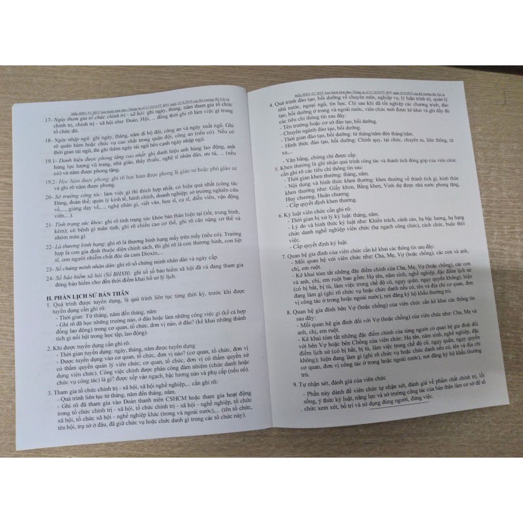 3 quyển lý lịch viên chức Mẫu HS01-VC/BNV chuẩn thông tư số 07/2019/TT-BNV ngày 01/6/2019 của Bộ Nội Vụ