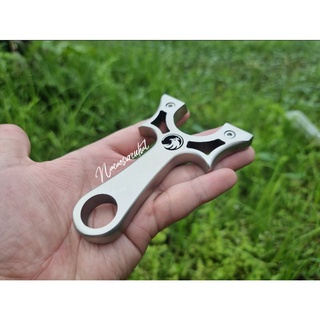 Ná cao su ưng vương khắc | tặng 2 dây + hít nhẩn | slingshot