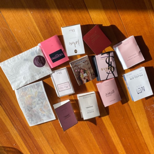 Set 13 sample nước hoa mini (mix) | BigBuy360 - bigbuy360.vn