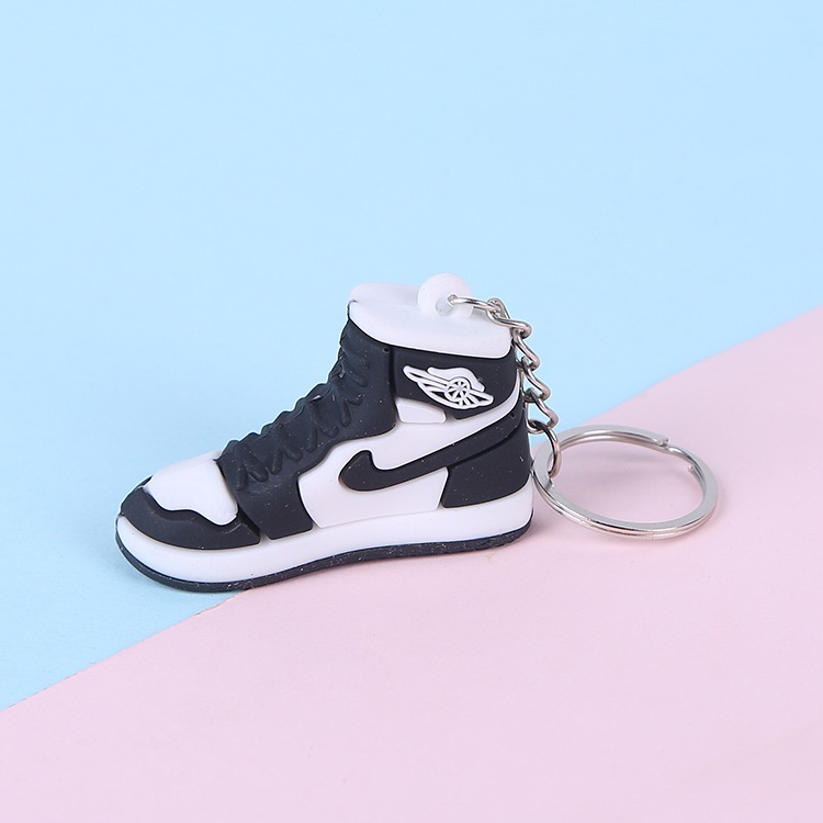 [𝑮𝒊𝒂́ 𝒓𝒆̉ 𝒏𝒉𝒂̂́𝒕] - Móc khóa Giày Sneaker Nike Air Jordan 1 High - Hàng PVC dẻo cao cấp (ảnh thật)