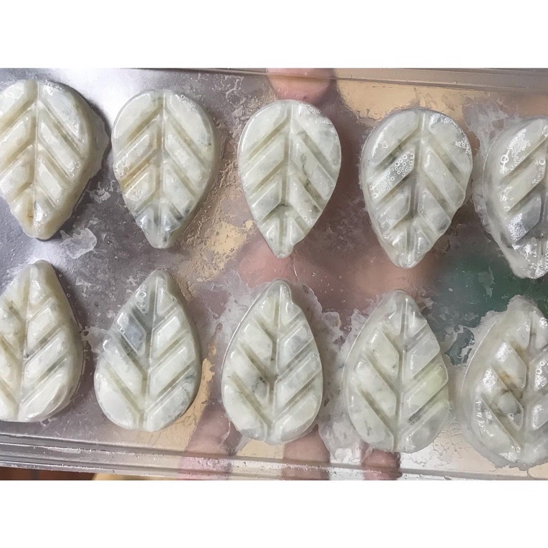 Tôm phỉ thuý mini Haidilao - Paste tôm hình lá 130gr ( Giao Hàng Hà Nội )