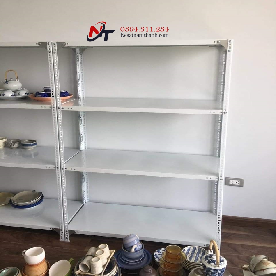 Kệ sắt v lỗ 4 tầng dài 80cm x rộng 30cm x cao 1m5