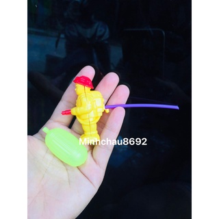 Đồ chơi mô hình lính cứu hỏa phun nước