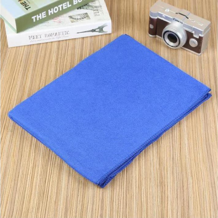 Siêu giảm giá Khăn lau đa năng 70x30cm không rụng bông xe hơi ô tô màn hình vi tính lap top điện thoại loại 1
