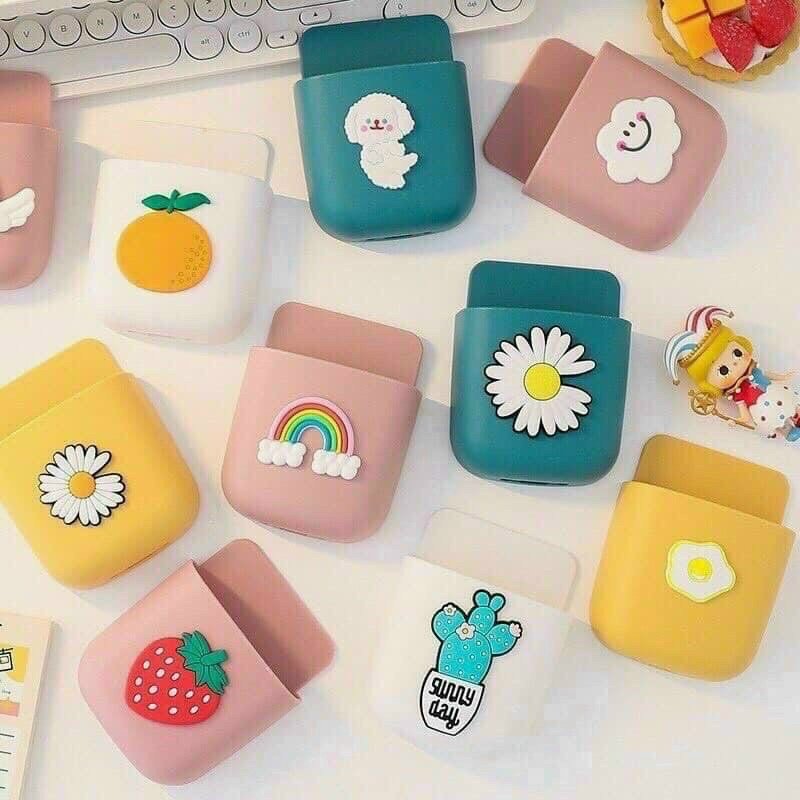 KỆ DÁN TƯỜNG ĐA NĂNG ĐỂ ĐT , ĐIỀU KHIỂN , ĐỒ DÙNG..