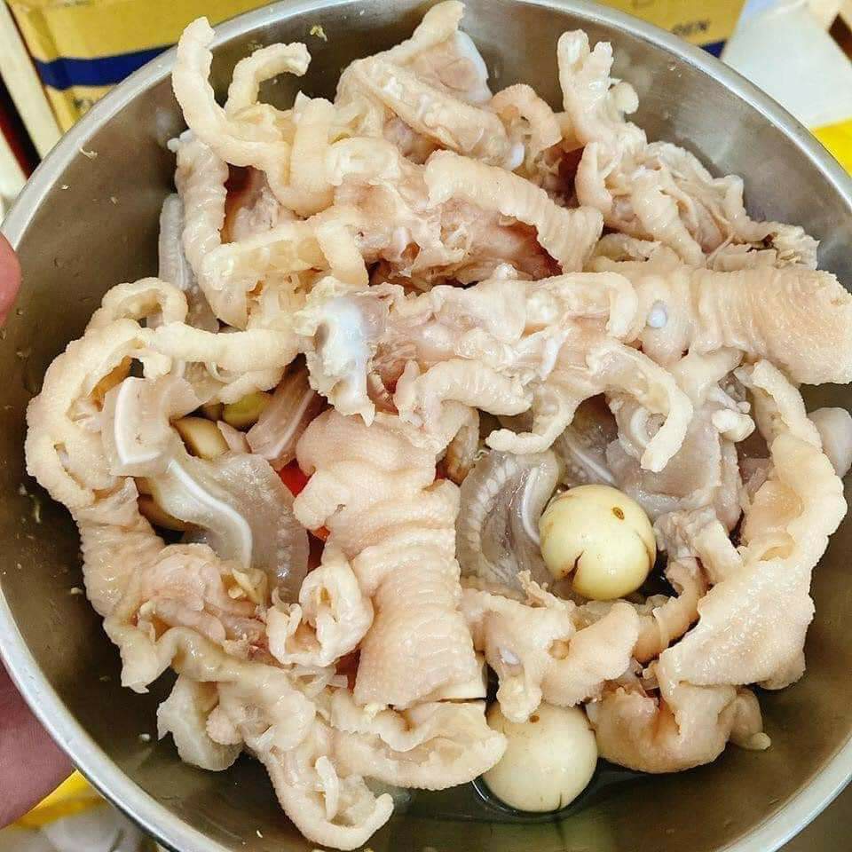 1 kg CHÂN GÀ RÚT XƯƠNG