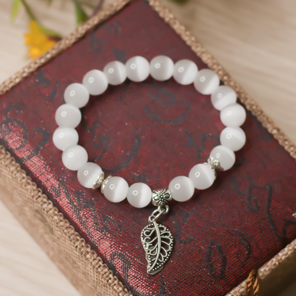 - Vòng Phong Thủy Đá Mắt Mèo Trắng Mix Charm Lá 8mm V272-8 - Vòng phong thủy hợp mệnh Kim - Thổ