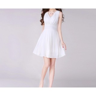 Đầm xòe xếp ly duyên dáng
