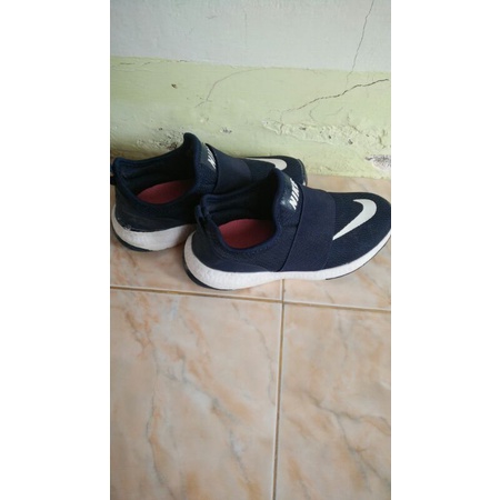 Thanh lý giầy bé nam nữ còn new 90%