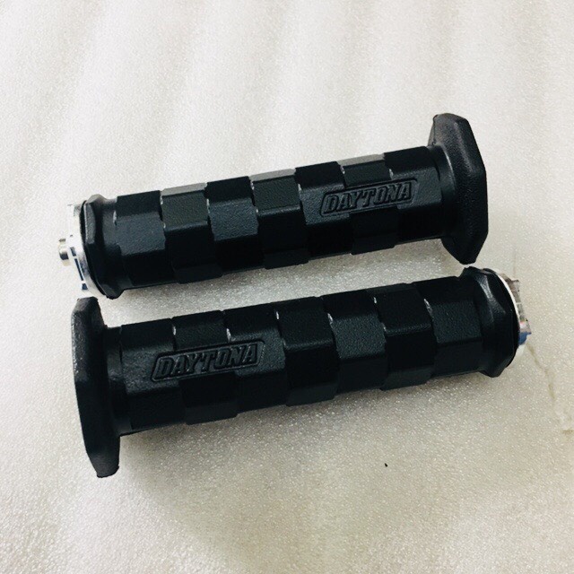 COMBO BAO TAY DAYTONA V1 và GÙ NHÔM PHI TIÊU 3 CẠNH