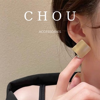 Bông tai bản vuông | chou accessories |