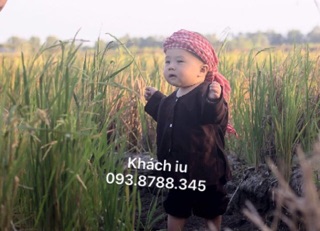 Bà ba Kate cho bé ( hình thật)
