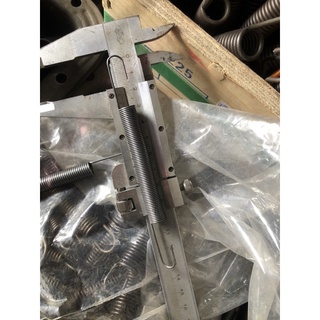 Lò xo kéo phi 10 (sợi 1mm -1.2mm dài 12-13cm)