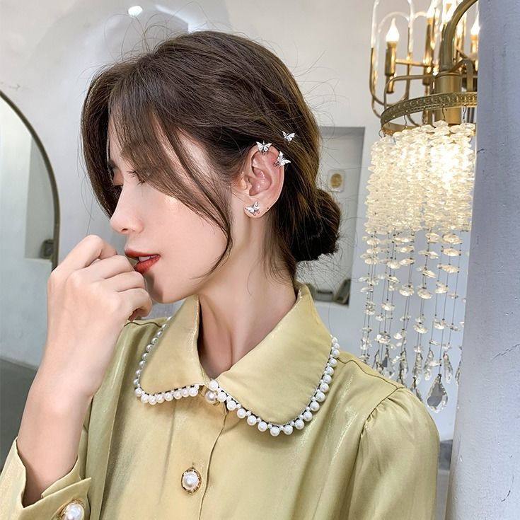 Khuyên Tai Hình Bướm Đính Đá Mạ Bạc 925 Lấp Lánh Dễ Thương