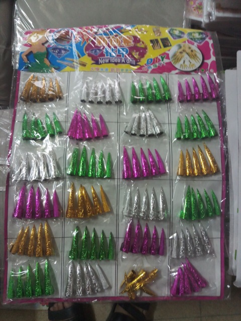 Bảng móng tay giả (24 bộ)