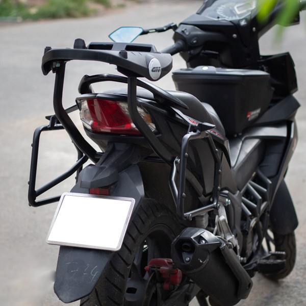 Baga hông Givi SBL Wave125I 2019 / Future 125 Fi 2019 chịu lực cao gắn được thùng sau Givi chính hãng