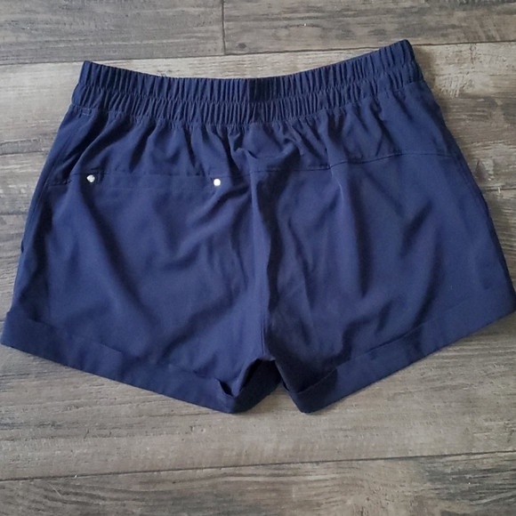 Quần short thể thao nữ xuất khẩu