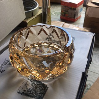 gạt tàn thuốc lá