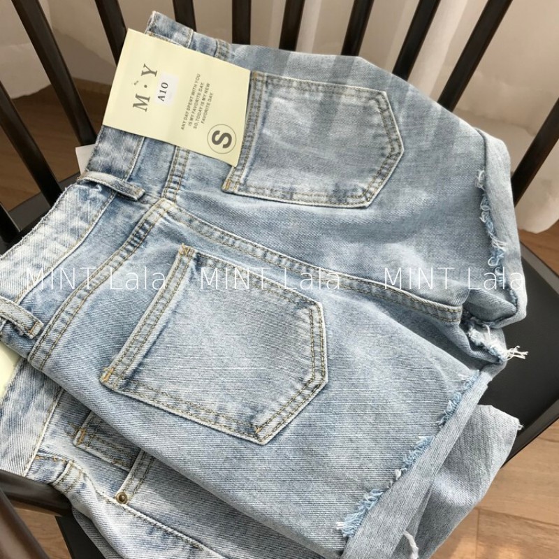Quần Short Jean Nữ Rách Nhẹ Cạp Cao Màu Xanh Bạc