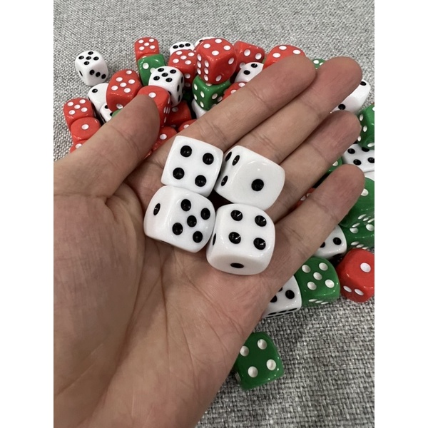 Xúc xắc siêu to đẹp để chơi các loại games 16mm cạnh tròn màu đục siêu đẹp