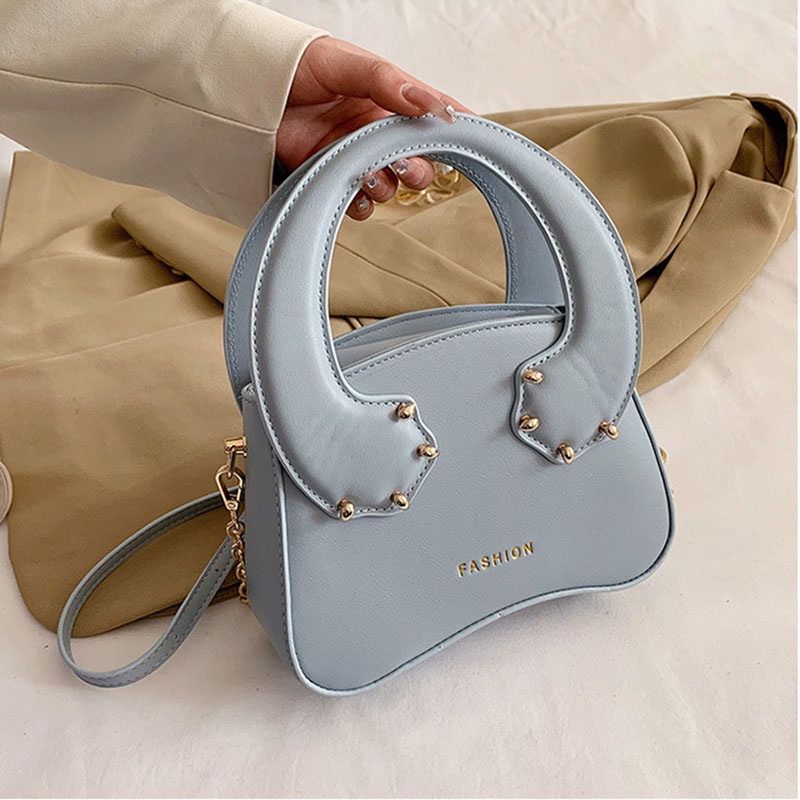 Túi đeo chéo IELGY hình vuông họa tiết móng hổ phối dây xích thời trang cho nữ