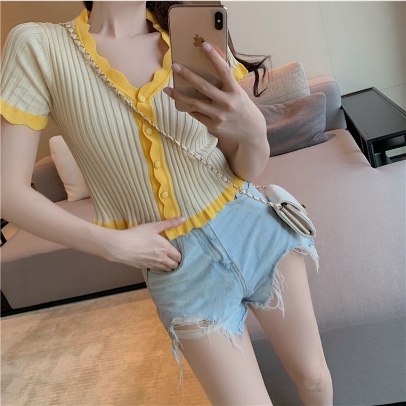 Áo Croptop Len Misu Mềm Cổ Chữ V Khoét Hàng Quảng Châu Xịn 2 Màu Tím Vàng