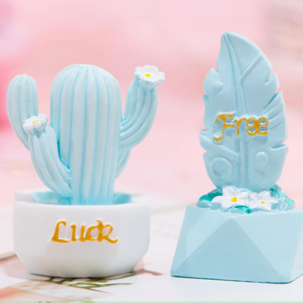Set 1 / 5 Mô Hình Cây Xương Rồng Mini Trang Trí Tiểu Cảnh