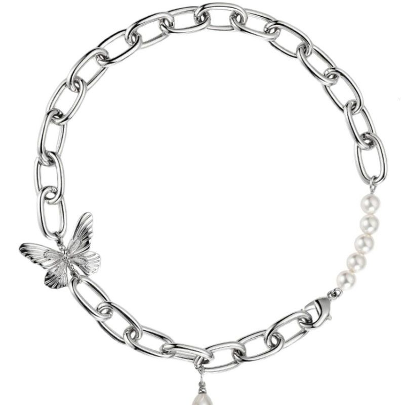 Vòng cổ Dáng Ngắn Phối Mặt Hình Bướm Đính Ngọc Trai Thời Trang Cá Tính