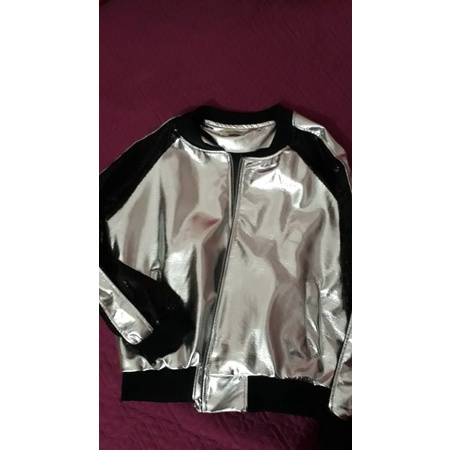 Áo khoác bomber ánh bạc trẻ trung, cam kết ảnh thật 100 % do shop tự chụp, có video