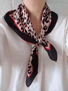 Khăn hoạ tiết