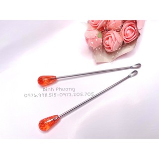 Que múc khuấy mực