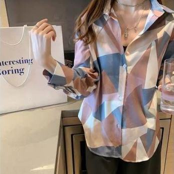 Áo sơ mi tay dài dáng rộng họa tiết hình học phong cách Hong Kong cổ điển thời trang mùa xuân  mới dành cho nữ