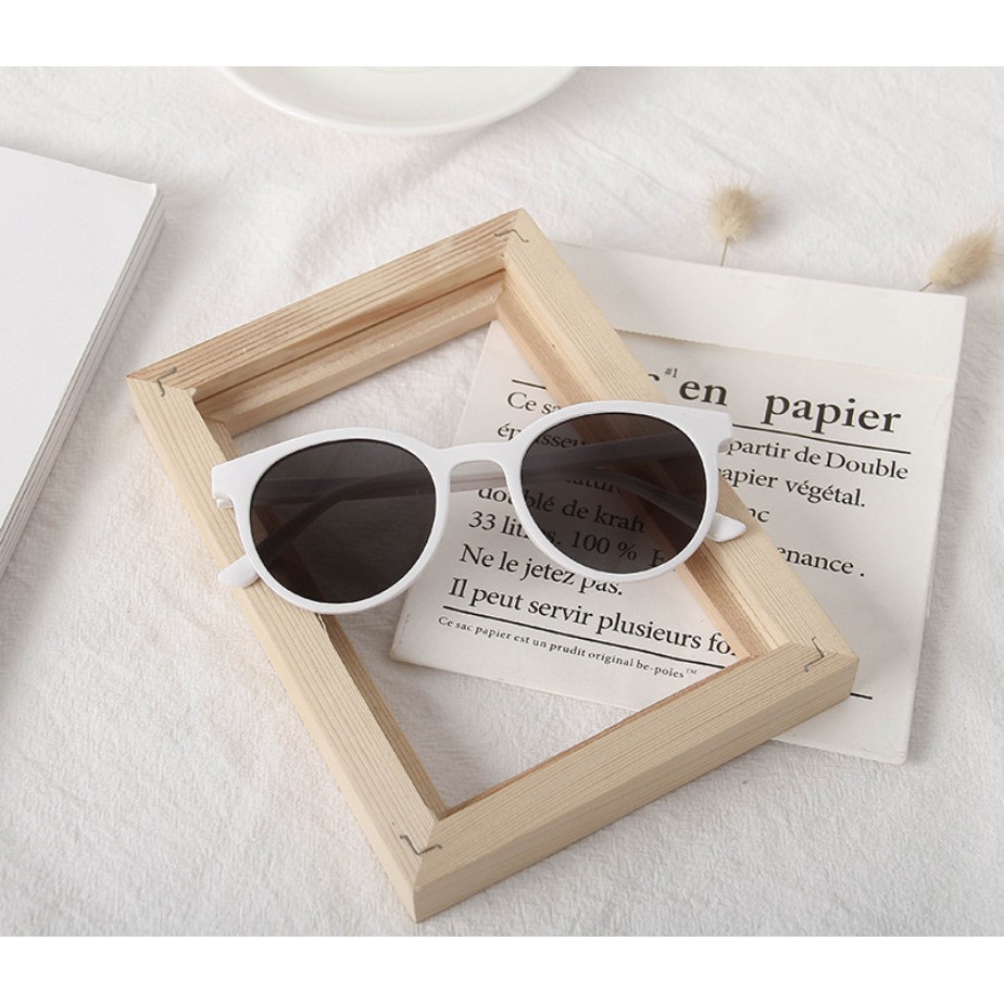 Kính Mát V Hot Thời Trang Cá Tính | BigBuy360 - bigbuy360.vn