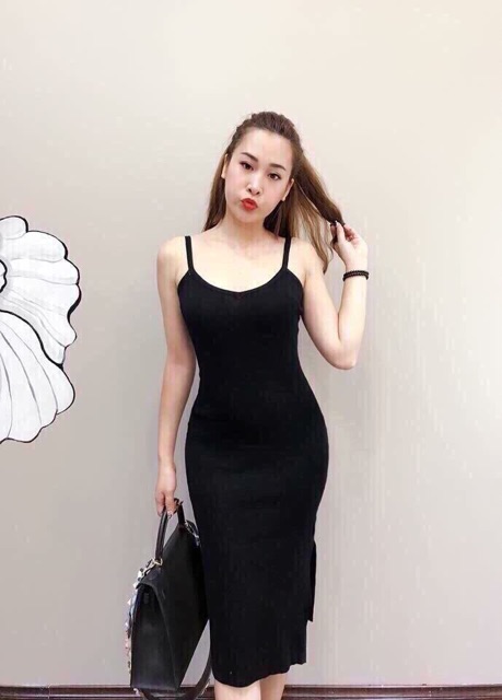 Váy 2 dây xẻ sườn