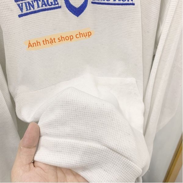 Áo nỉ zip khóa cổ Louis nữ Mee- Sweater cổ cao tay bồng dáng rộng len xốp phong cách Ullzang | BigBuy360 - bigbuy360.vn