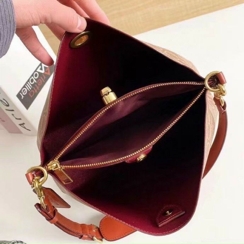 Túi coach cực sang