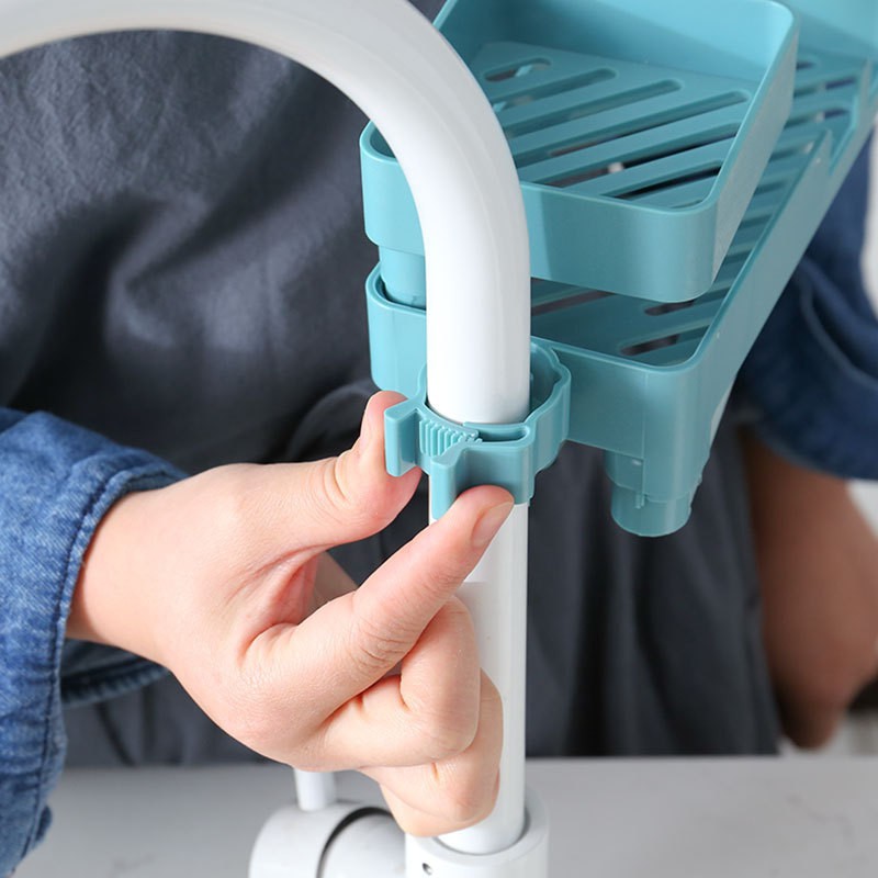 Kệ nhựa gắn vòi nước đựng đồ rửa chén, nhà bếp