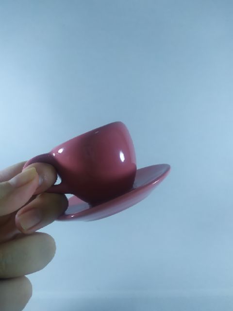 Tách nhỏ có đế