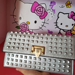 Clutch đinh siêu đẹp siêu hot