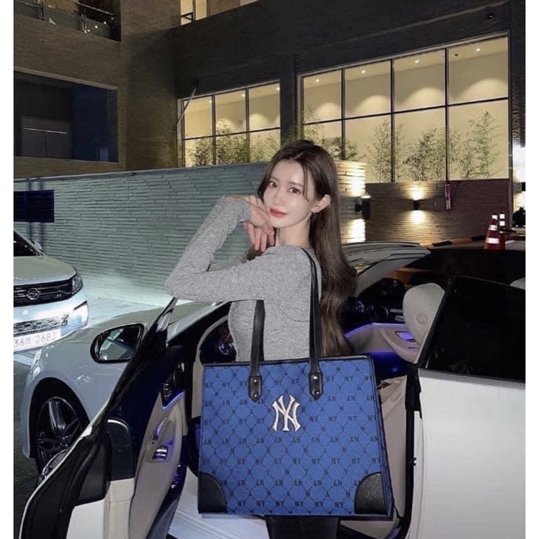 Túi xách MLB Monogram Diamond Jaccquard Xuất