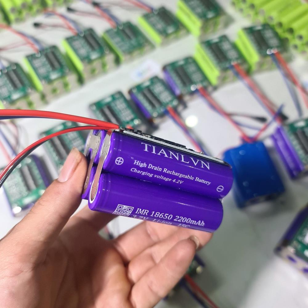 Pin máy khoan 12V 4400mAH 40A . Khối pin được đóng từ 6 cell pin TIANVN + Mạch bảo vệ 3S 40A - LIMO