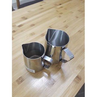 Ca đánh sữa inox 600ml có vạch chia