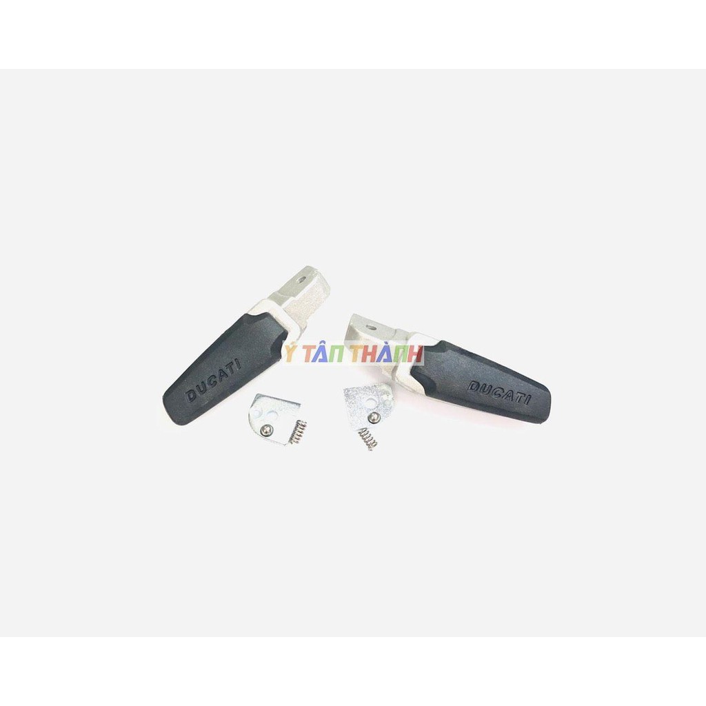 gác chân ducati gắn yamaha 0010